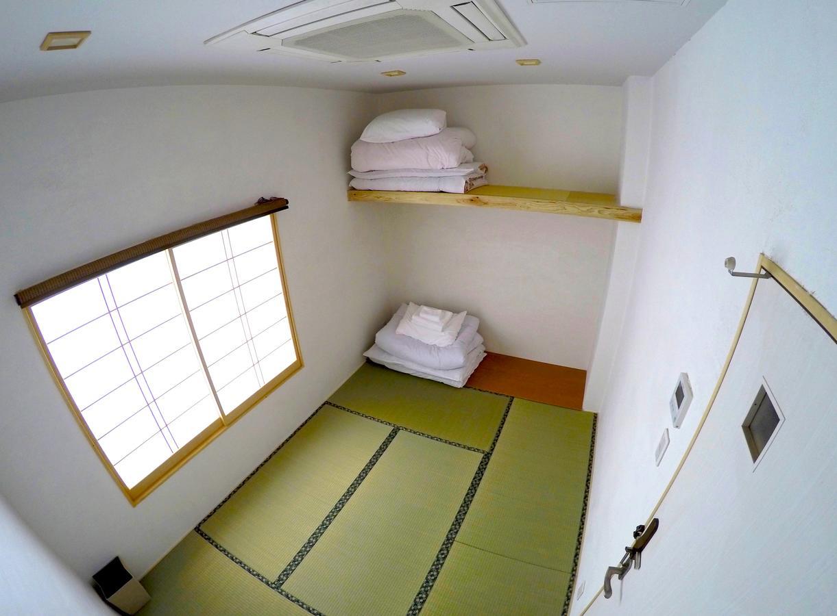 Hiroshima Hostel En Exterior photo
